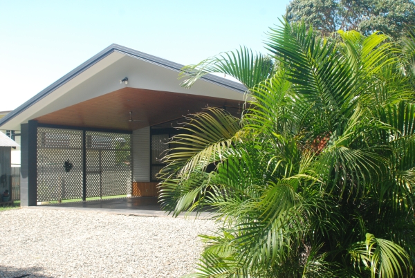 Cairns Holiday House