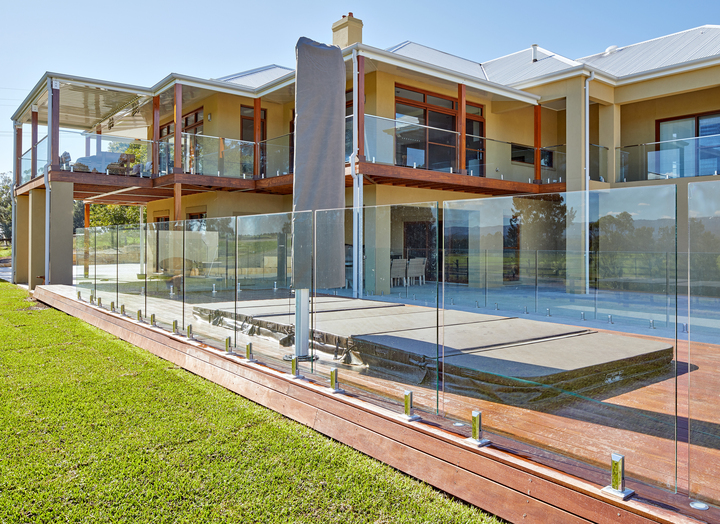 Foto de Glass and Fencing Warehouse