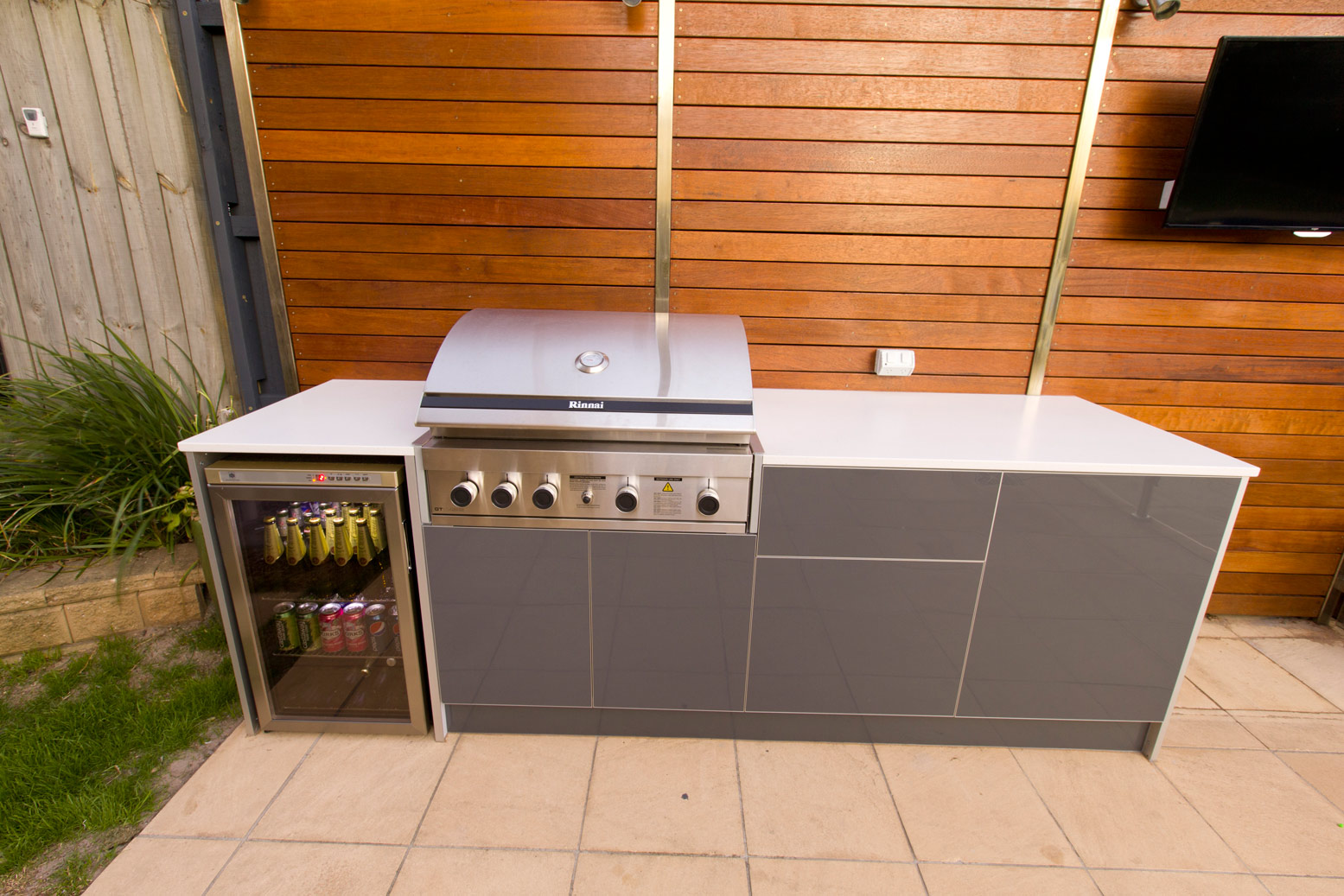 Foto de Limetree Alfresco - Outdoor Alfresco Kitchens & Cabinets