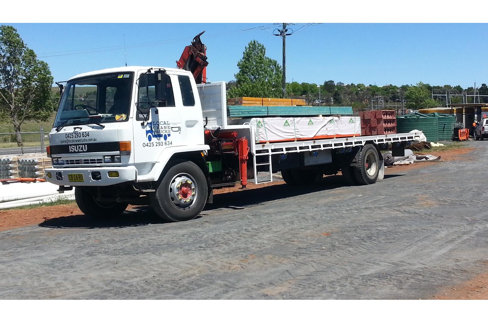 Fotos de Local Crane Trucks