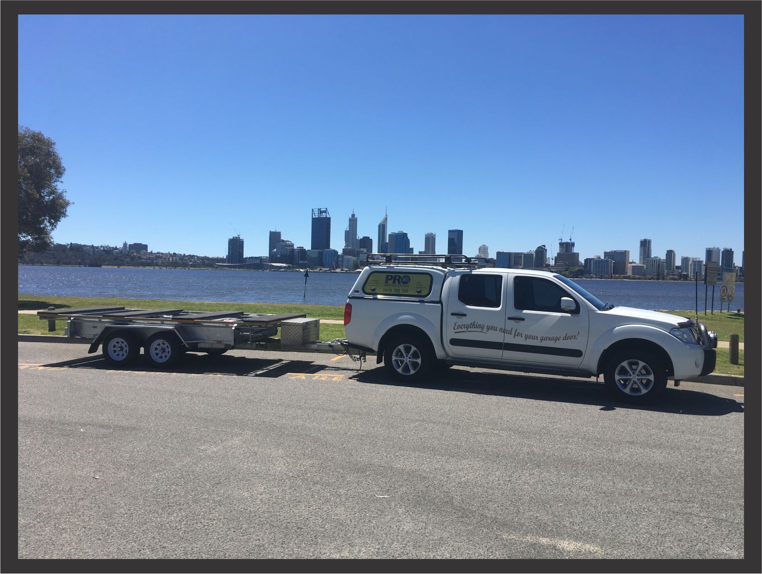 Foto de Perth Pro Garage Doors Victoria Park