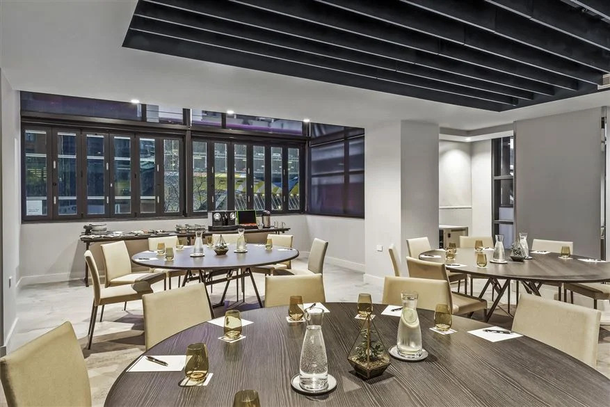 Fotos de Turn Key Furniture Solutions